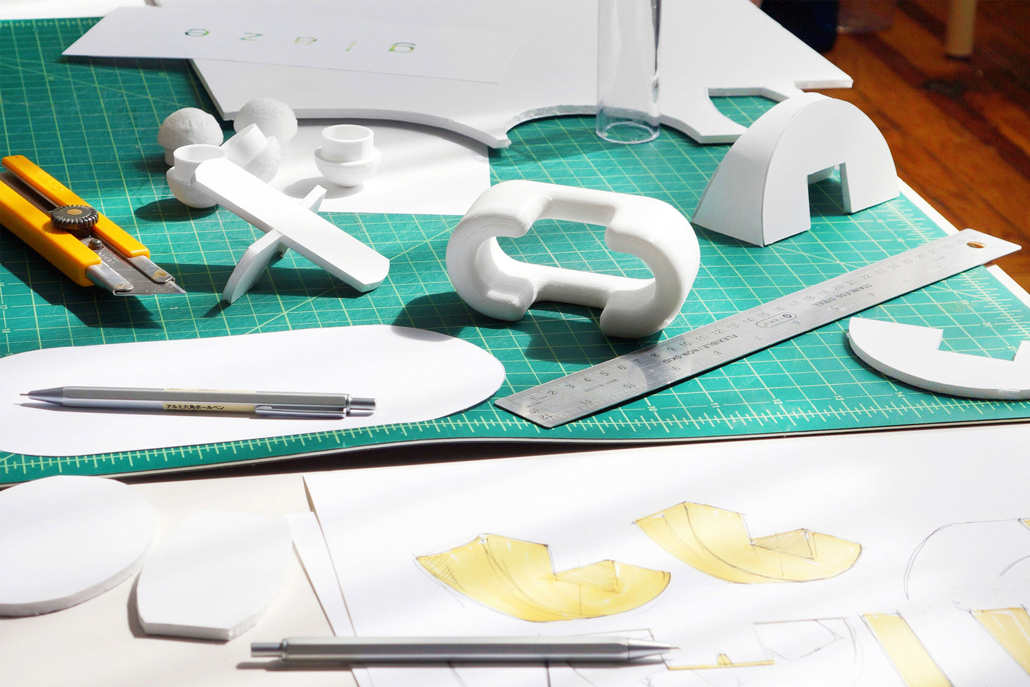 u candle holder mockups